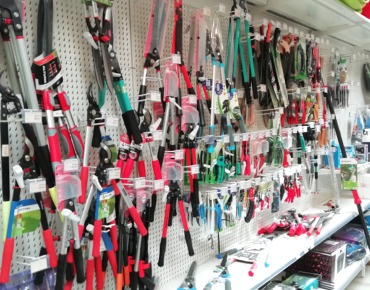 Mobiliario y accesorios para jardín y piscina en Haro